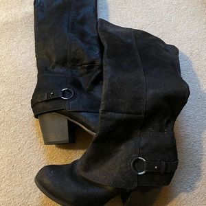 Womens size 9 high black boots
